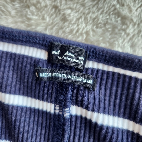 Urban Outfitters Out From Under Bodysuit-  Size Medium - Picture 9 of 9